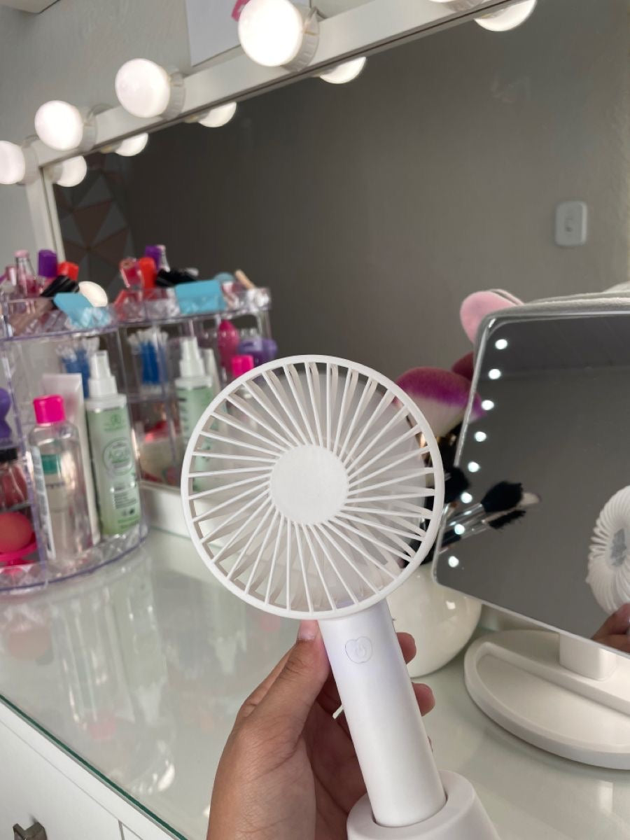 USB Rechargeable Luxe Mini Breeze